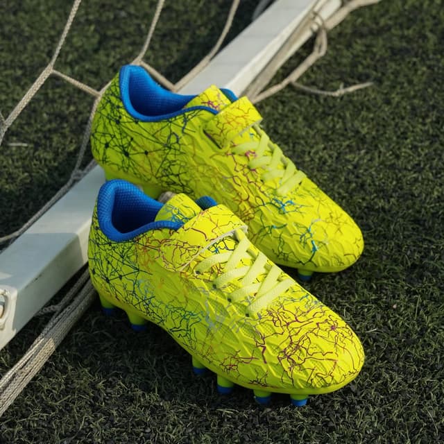 Detalle de brooman Kids Firm Ground Soccer Cleats with Soccer Socks (Boys & Girls)