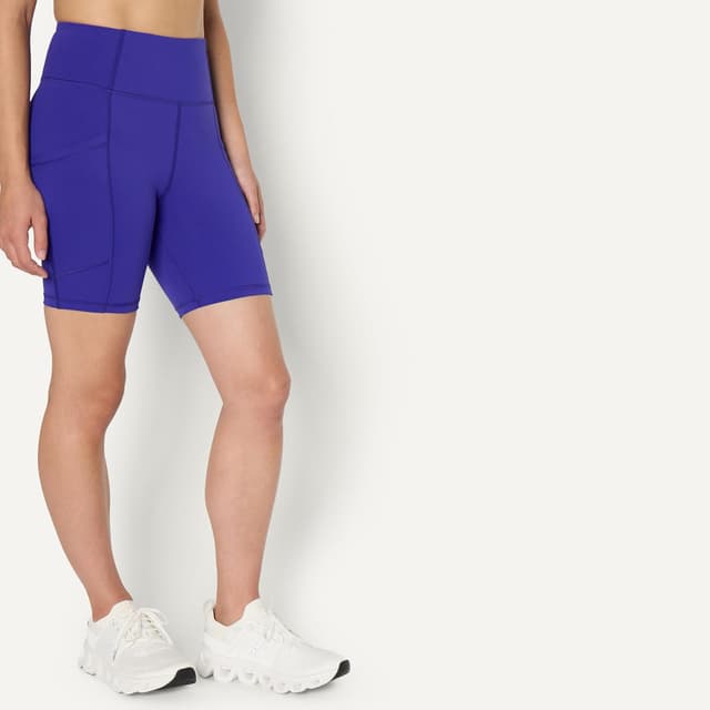 Thumbnail 1 de Amazon Essentials Total Train High‑Waist 7" Biker Shorts