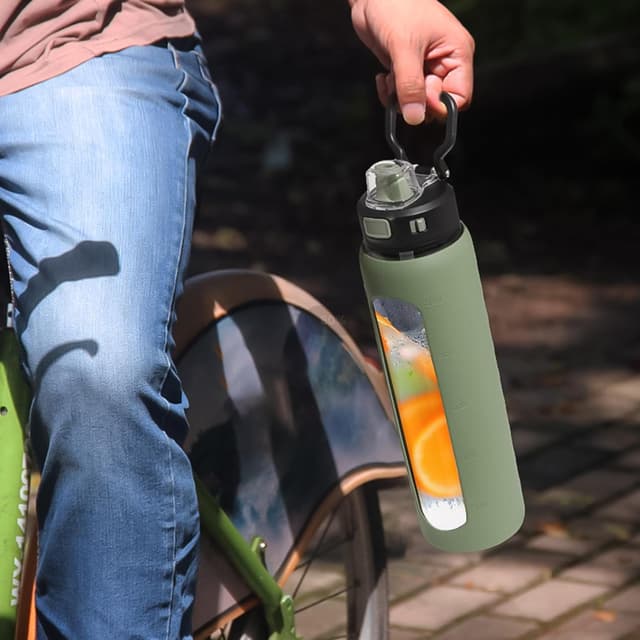 Detalle 1 de BLUEGO 900ml glass water bottle with straw