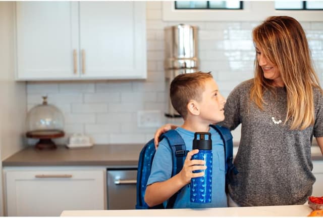 Thumbnail 6 de Borraccia Simple Modern Summit con cannuccia per bambini, acciaio inox isolato doppia parete, 530 ml (Wheels Up)