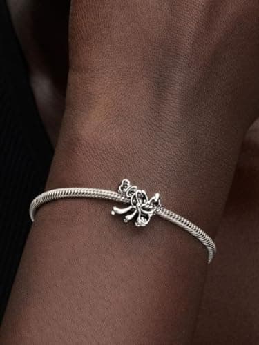 Detalle de PANDORA Goofy Charm Moments 793912C00