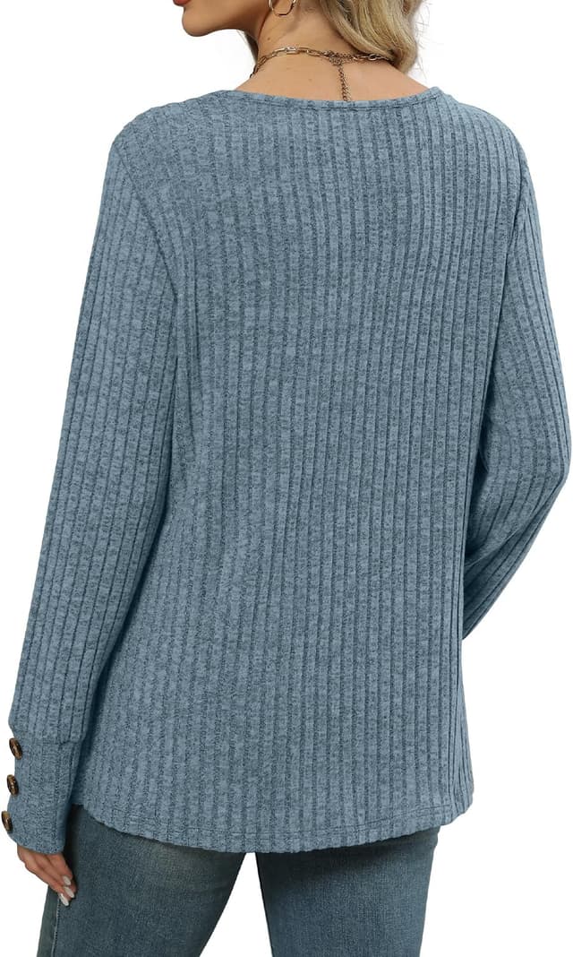 Detalle de WIHOLL V-neck long sleeve jumper tops for women – lightweight, soft and easy to layer