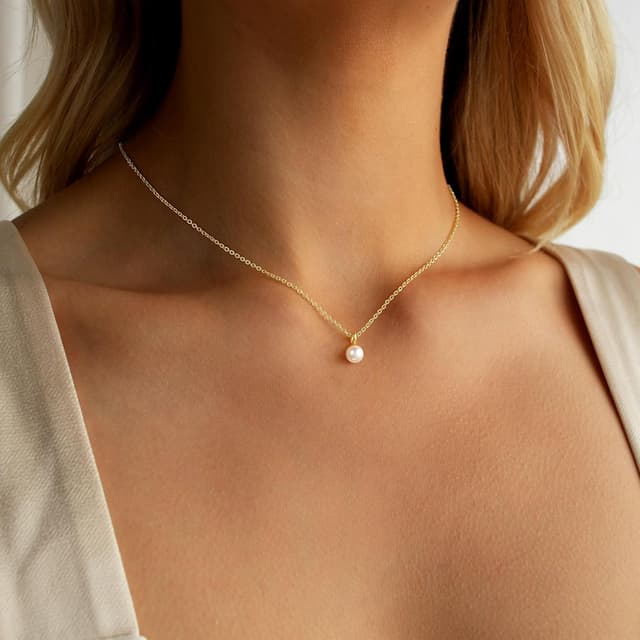 Detalle de TINGN Vergoldete Perlenkette Damen (14 Karat) – eleganter Choker mit Perlenanhänger