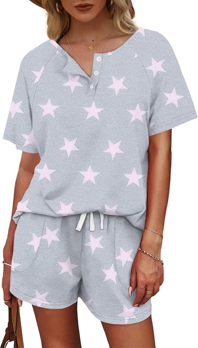 Detalle de WIHOLL Women’s 2-Piece Lounge Set: Button-Down Top & Drawstring Pocket Shorts