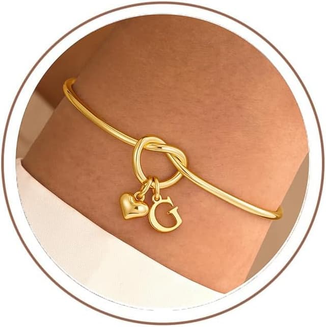 Detalle de Bracelet TINGN pour femme plaqué or 14 carats avec nœud d’amour et initiale (A à Z) ajustable