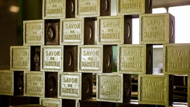 Detalle 2 de Cube Savon de Marseille Olive 300g x8