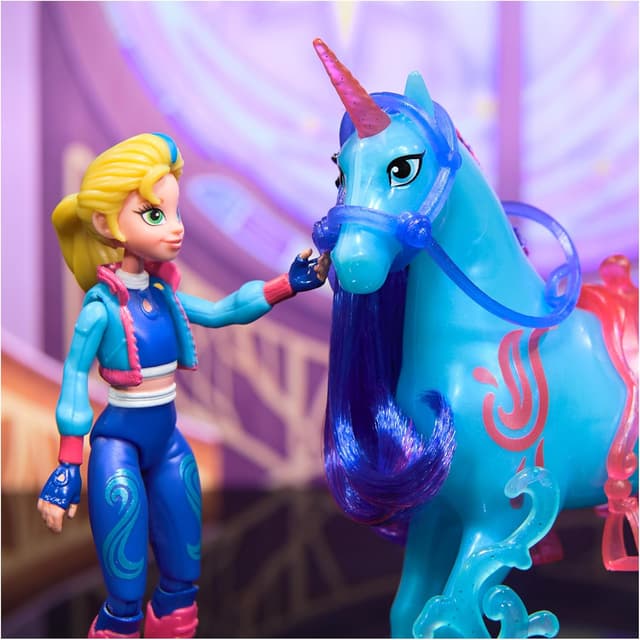 Detalle de Unicorn Academy Isabel & River Power of Friendship Set with Translucent Saddle and 2 Power Accessories