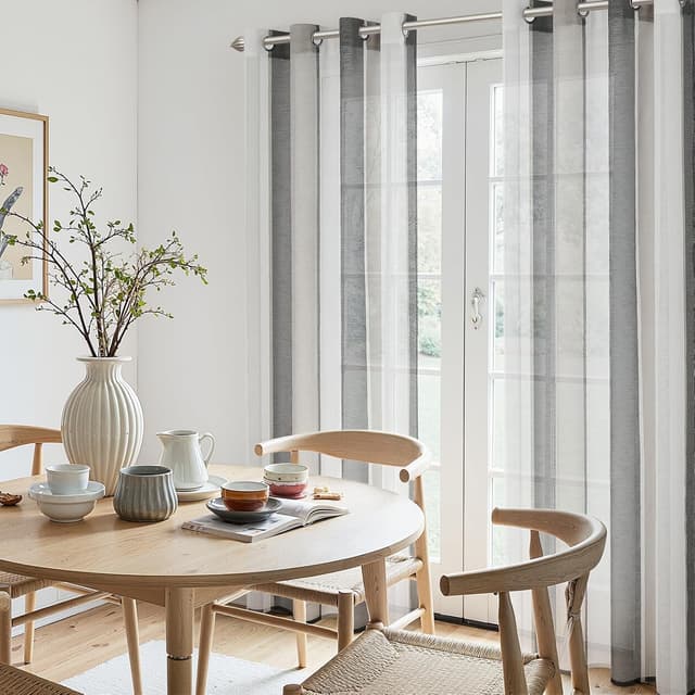 Detalle de MRTREES – Lot de 2 rideaux voilage blanc et gris noir à œillets 140x160 cm