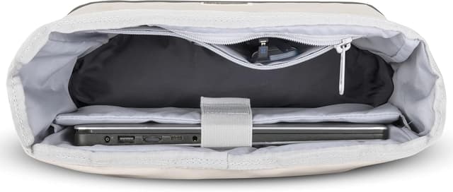 Detalle de Johnny Urban Rucksack Ryan Rolltop mit Laptopfach bis 15,6 Zoll – Damen & Herren