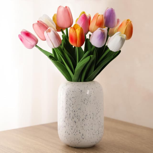 Detalle de DBBCMEW Artificial Tulips (18pcs) – Multicolour faux tulip stems for wedding, DIY and home décor (NO vase)