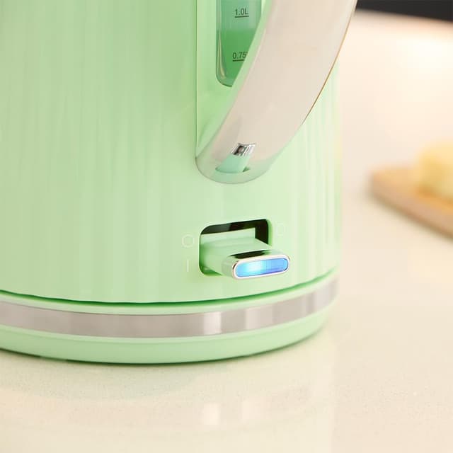 Thumbnail 3 de Russell Hobbs Wasserkocher Eden Pistazie 1,7 L