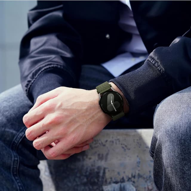 Thumbnail 6 de Joehwerr 18mm Braided Stretch Nylon Sport Strap with Parachute Buckle (Army Green) – compatible with select Garmin models