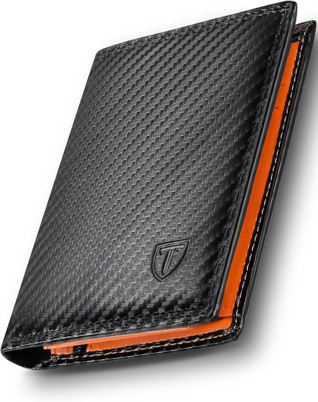 Detalle de TEEHON men’s RFID blocking carbon fibre wallet (bifold, black & orange) with 12 card slots