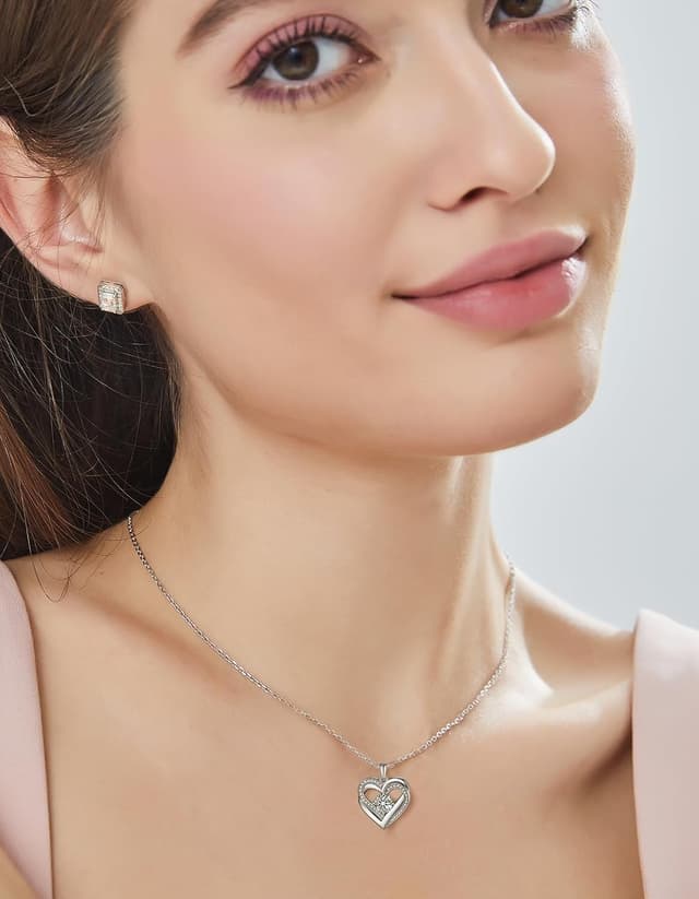 Detalle de MomentWish Halskette für Damen mit 1 Karat Moissanit Herz-Anhänger aus Sterling Silber 925
