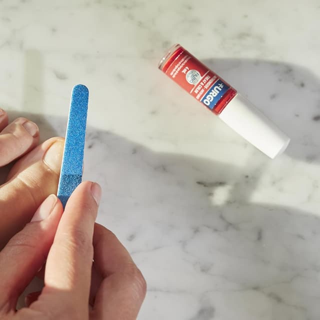 Thumbnail 4 de Urgo Treat & Color Filmogel Rojo 4 ml - Antihongos para Uñas 🚫