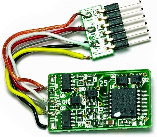 Detalle de Hornby R7150 Standard 6 pin Decoder