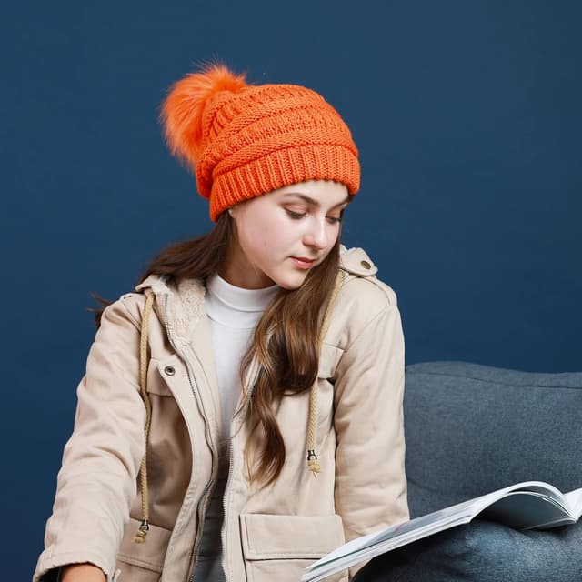 Detalle 2 de REDESS Gorro de invierno con pompón 1 talla