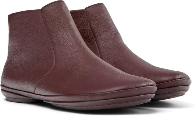 Detalle de Camper Women’s Right Nina K400313 Chelsea boot in leather