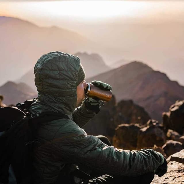 Detalle de Lifeventure Thermobecher (wiederverwendbarer Kaffee-Reisebecher) – vakuumisoliert, auslaufsicher, 300 ml