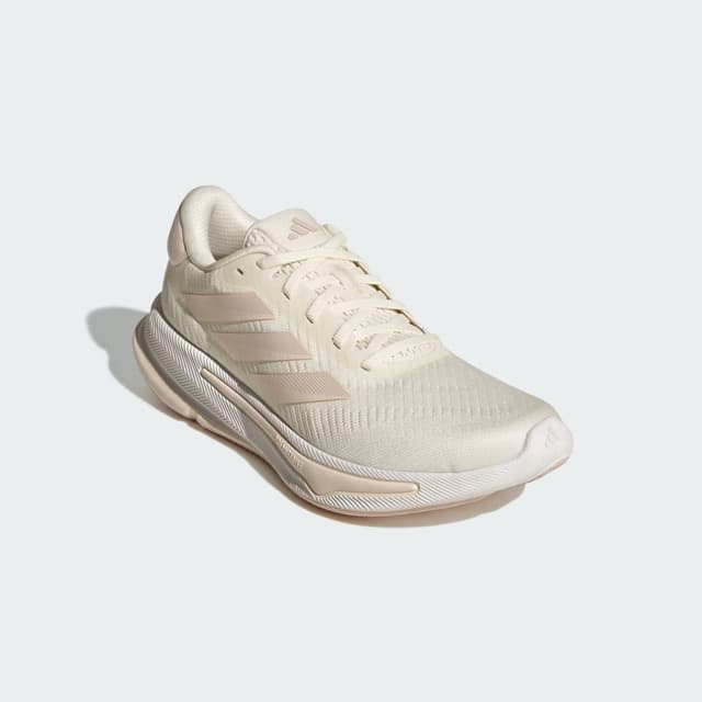 Detalle de adidas Supernova Ease zapatilla blanca