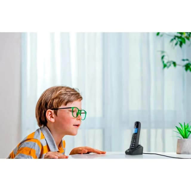 Detalle de SPC Gossip 2 teléfono inalámbrico DECT negro con teclas grandes y pantalla retroiluminada