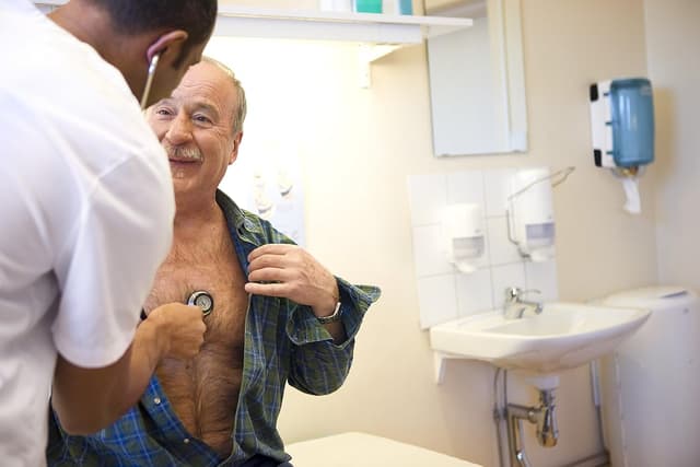 Thumbnail 6 de Tork 121206 Basic Wiping Roll M2