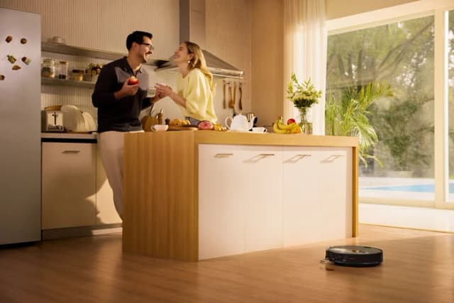 Thumbnail 27 de Roborock Saros Z70 Black 22 000 Pa