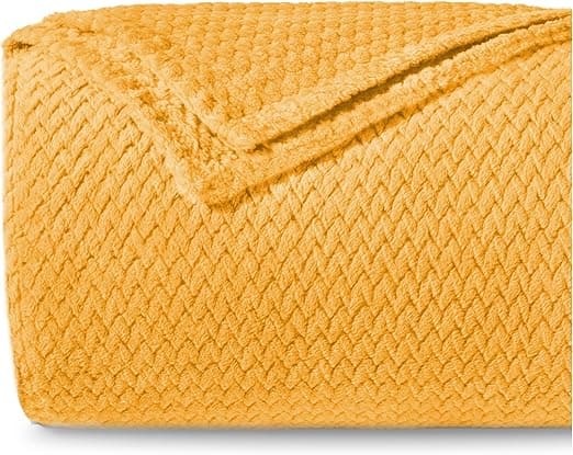 Detalle de Dreamzie Manta Sofa Amarilla con Patrón Chevrón 🛋