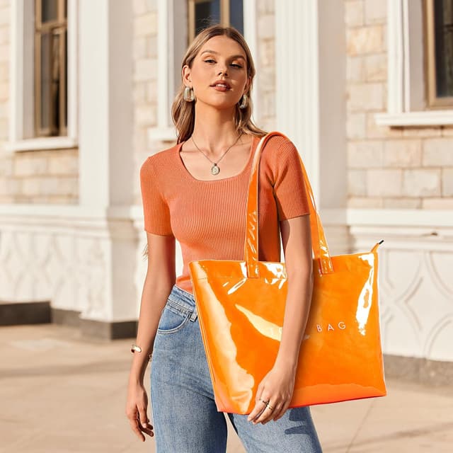 Detalle de KALIDI Large Beach Bag for Women – waterproof PVC zip tote with sand-proof design