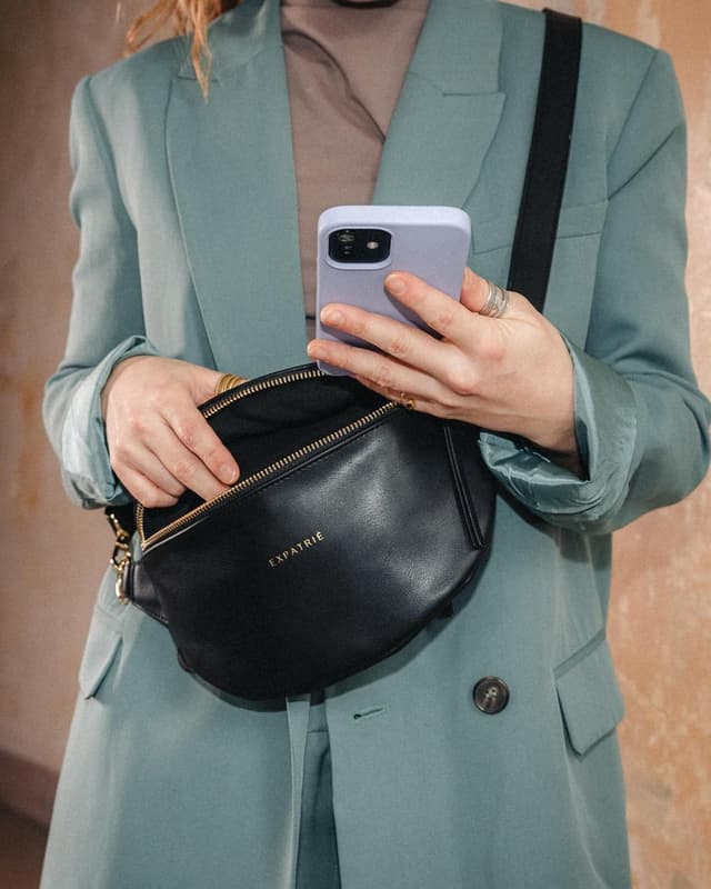 Thumbnail 6 de Expatrié Alice Small Bauchtasche für Damen – schwarz, veganes Kunstleder, wasserabweisend