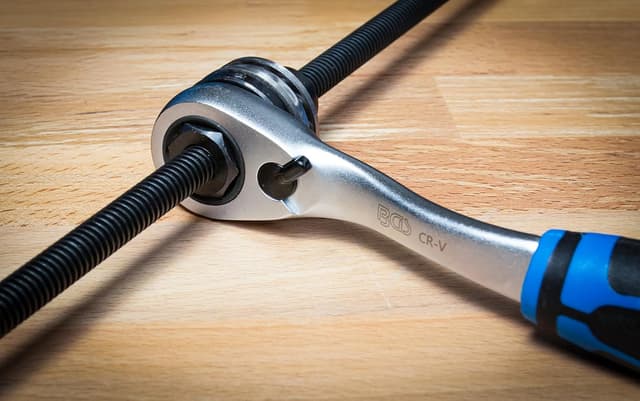 Detalle de BGS 2181 Serie di bussole passanti multimpronta Gear Lock 4,5–25 mm (52 pezzi)