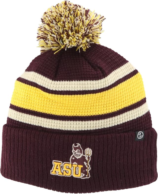 Detalle 2 de Michigan Wolverines NCAA Officially Licensed Waffle Knit Beanie by Zephyr