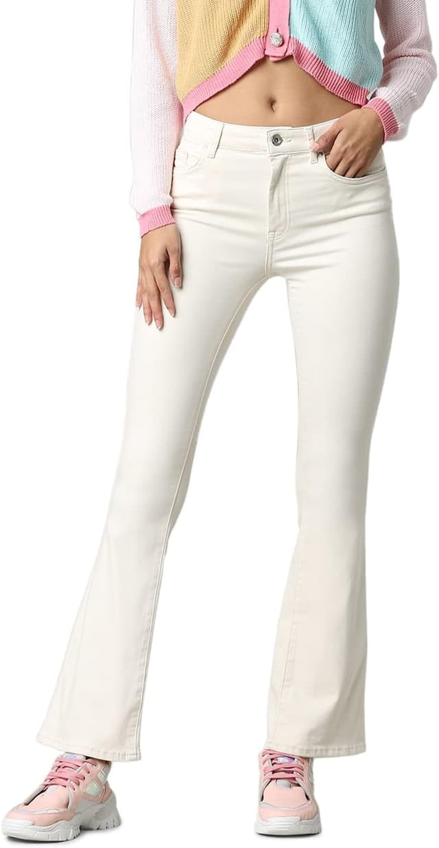 Detalle 2 de ONLY Female Flared-Jeans ONLBLUSH mit mittlerer Taille (ecru) – Stretch-Denim mit Zip-Fly