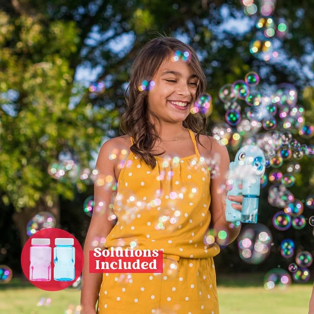 Detalle 2 de JOYIN 2 Bubble Guns Kit for Kids (Blue & Pink Whale) with 4 Bubble Solutions