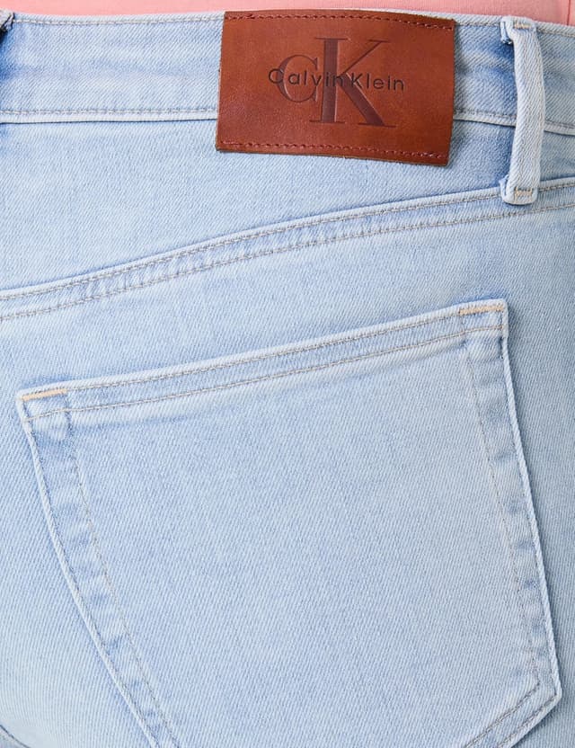 Detalle 2 de Calvin Klein Jeans donna: stile iconico per il guardaroba di tutti i giorni
