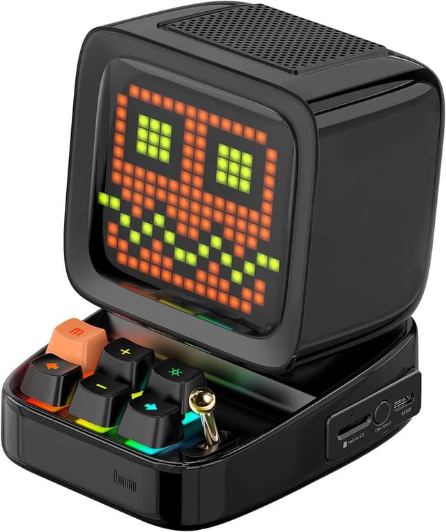 Detalle de Divoom Ditoo multifunctional pixel art Bluetooth speaker with RGB screen, alarm clock and mini keyboard (Black)
