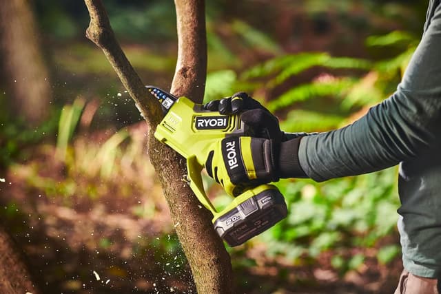 Detalle de Ryobi RY18PSX10A-0 18V ONE+ Cordless Brushless 10cm Pruning Saw (Bare Tool)