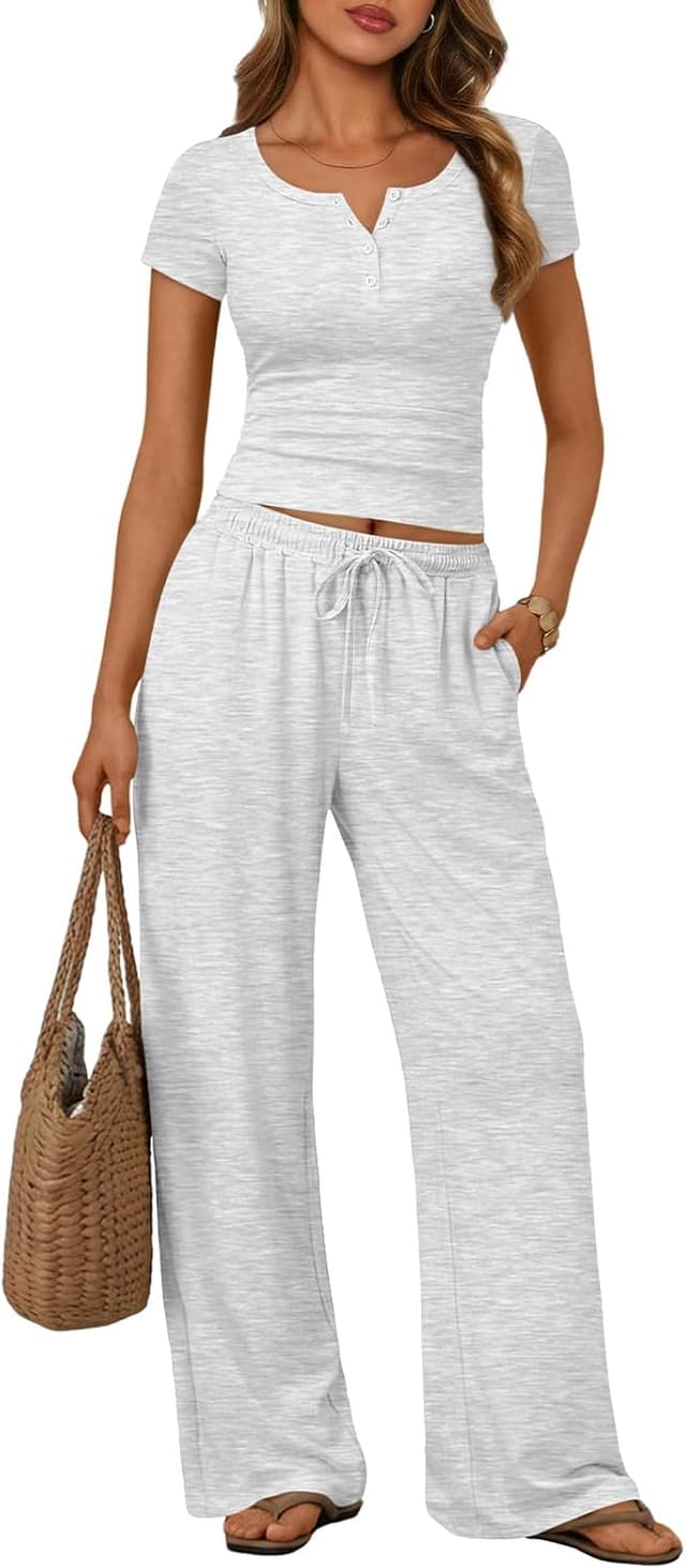 Detalle de Trendy Queen Women’s 2-Piece Matching Lounge Set with Henley Crop Top and Wide-Leg Pants