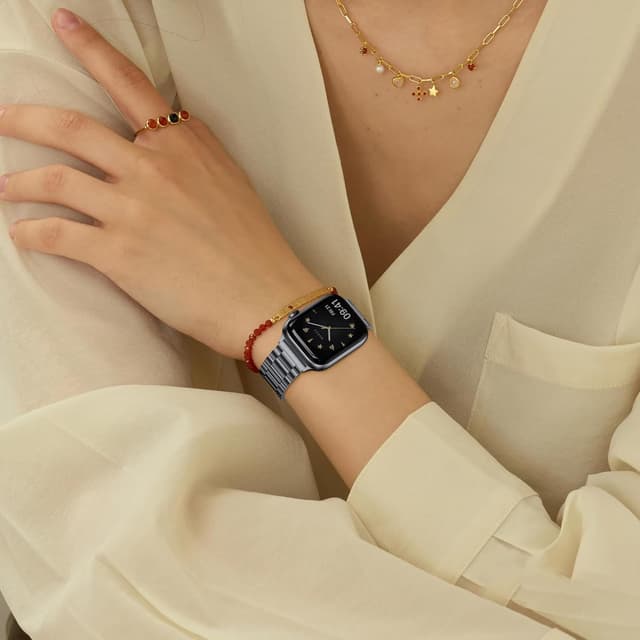 Detalle de OULUOQI stainless steel replacement watch band for Apple Watch (compatible 38–49mm, Series 1–11, SE/Ultra/3)