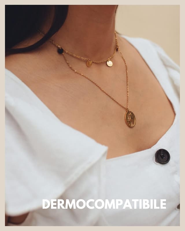 Detalle de GD GOOD.designs Catena Globe con piastre e monete, collana a strati impermeabile per donna