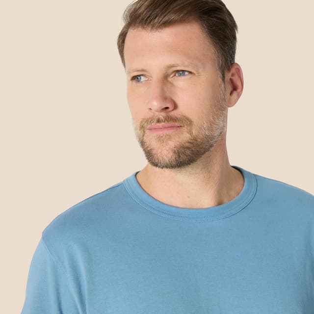 Detalle de Amazon Essentials Men’s Relaxed-Fit Heavyweight Cotton T-Shirt (Prewashed 100% Cotton)