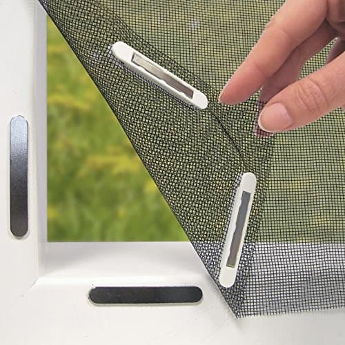 Detalle de EASYmaxx mosquitera para ventanas con Magic Click (negro) a medida, con 12 imanes