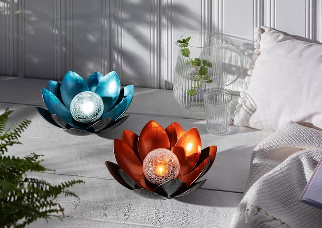 Detalle 1 de Dehner Solarleuchte Lotus (Solardeko) Ø 27,5 cm in silber/blau