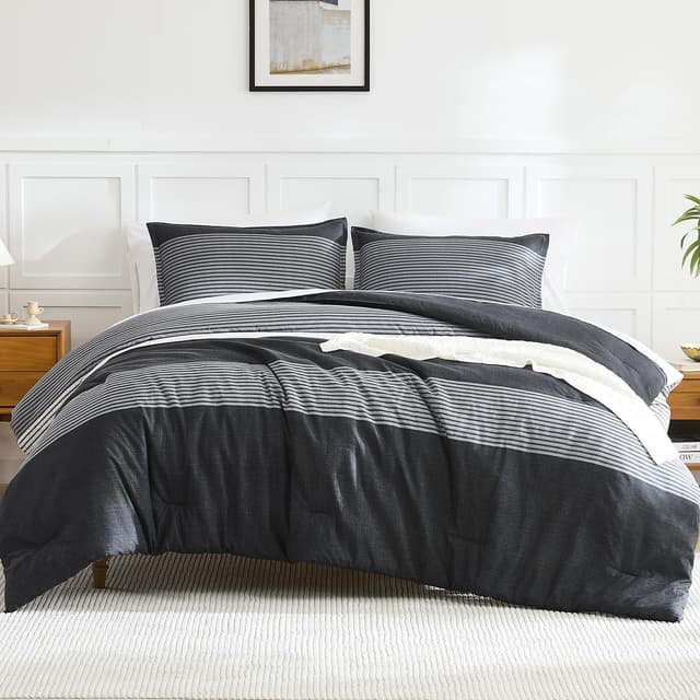 Detalle 2 de Litanika Queen Comforter Set (Black, White, Grey) — Lightweight 3-Piece Down Alternative Bedding