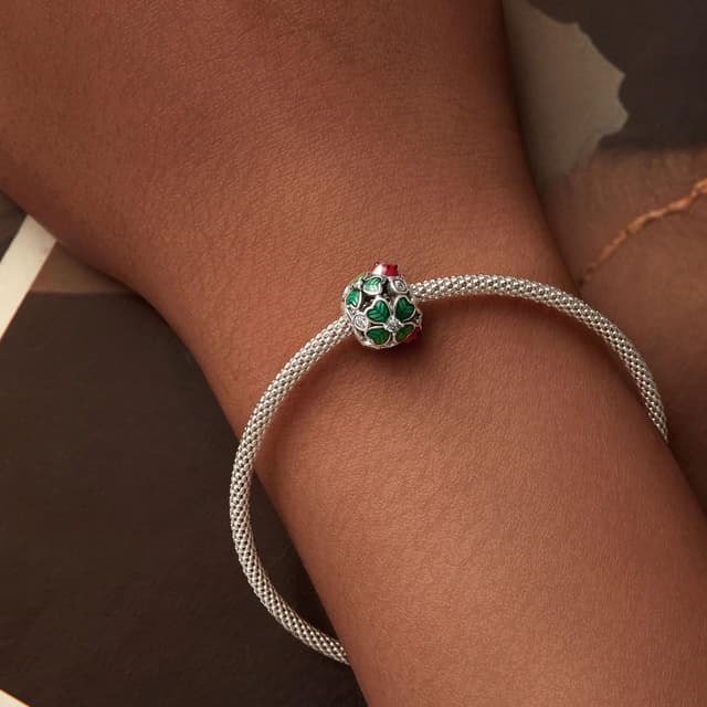 Detalle de Qings vierblättriges Kleeblatt Charm-Anhänger aus Sterlingsilber 925 mit Zirkonia & Marienkäfer (für Armband oder Halskette)
