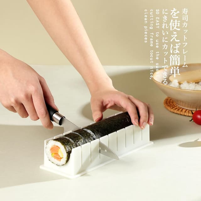 Detalle de Delamu Delamu Sushi Making Kit (20-in-1) with Bazooka Roller, Chef’s Knife, Bamboo Mats & Rice Tools