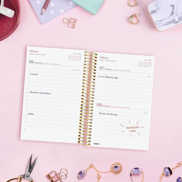 Detalle de Finocam Agenda Espiral 2026 1 Día Página