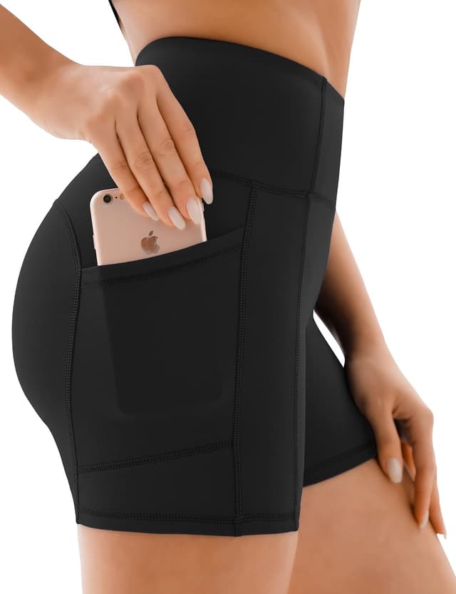 Detalle de JOYSPELS women’s gym shorts with pockets — high waist, 4-way stretch activewear