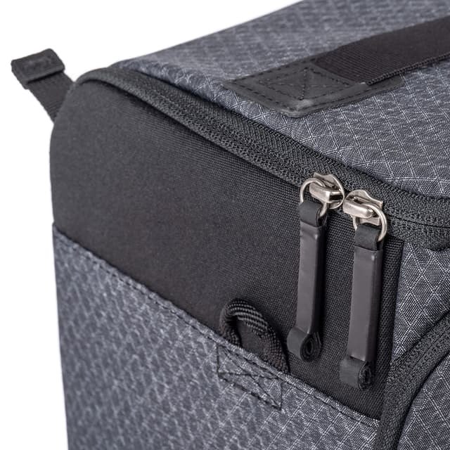Detalle de ThinkTank Stash Master M Pro: bolso/cubo para cámara con extra de capacidad