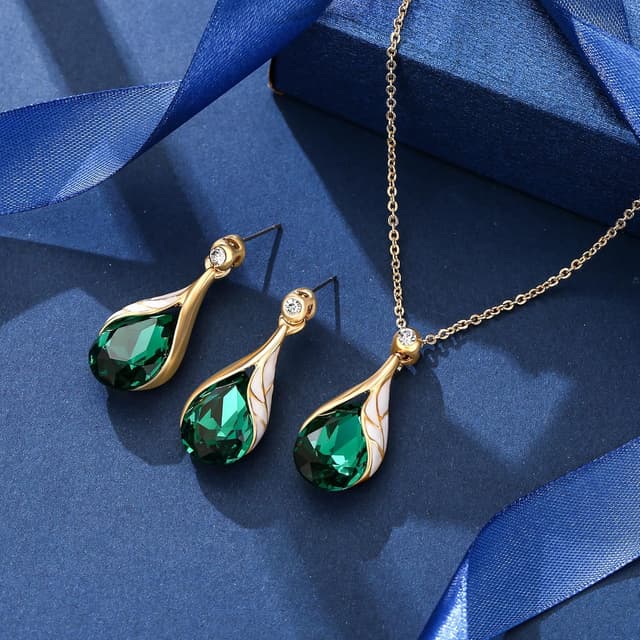 Detalle de Parure bijoux de mariage Clearine (collier + boucles d’oreilles) goutte d’eau, feuille émail, cristal autrichien et strass